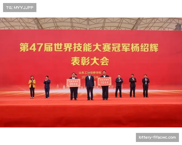 GALA豪言誓挡T1前进之路誓为队伍荣耀全力以赴